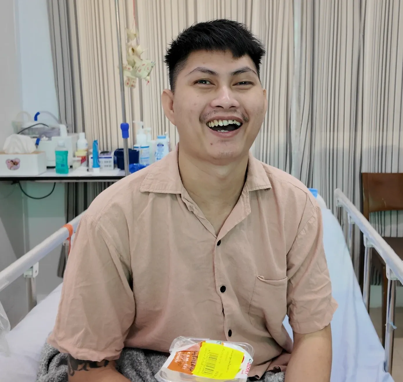 คุณจรัญ ผู้ป่วย Stroke ที่ฟื้นฟูจนกินข้าวได้ภายในไม่ถึงเดือนที่ไอรีนน์ เนอร์สซิ่งโฮม